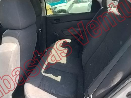 CHEVROLET AVEO 2018, foto 16 de 19