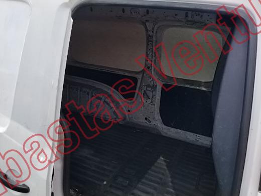 VOLKSWAGEN CADDY  2016, foto 13 de 19