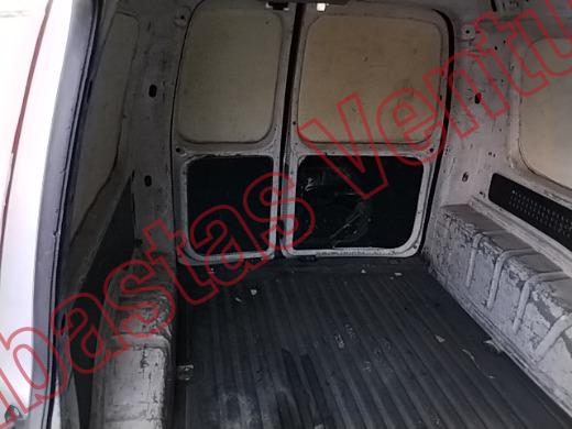 VOLKSWAGEN CADDY  2016, foto 15 de 19