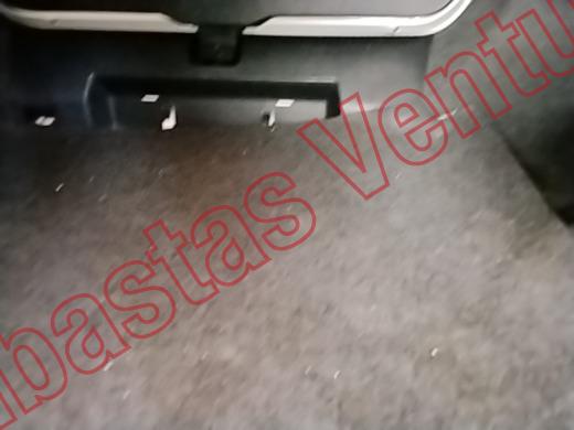 VOLKSWAGEN JETTA 2018, foto 15 de 19