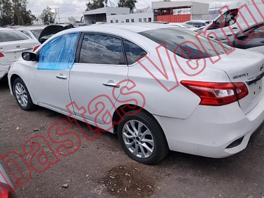 NISSAN SENTRA 2019, foto 8 de 19