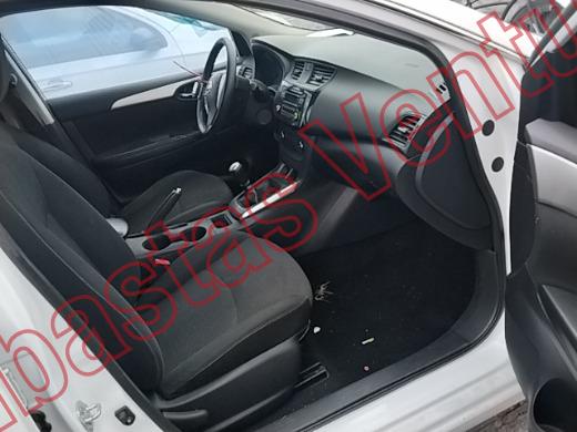 NISSAN SENTRA 2019, foto 12 de 19
