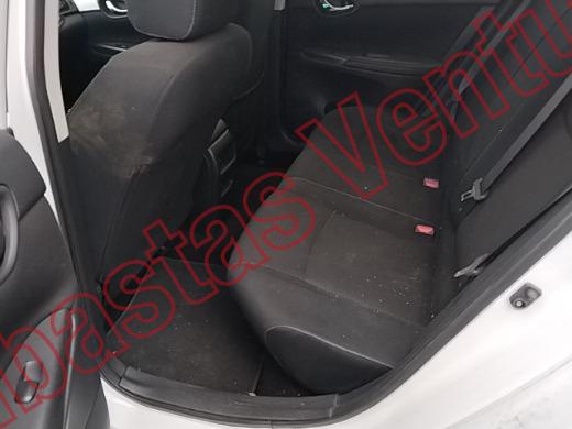 NISSAN SENTRA 2019, foto 16 de 19