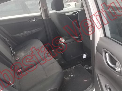 NISSAN SENTRA 2019, foto 13 de 19