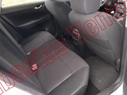 NISSAN SENTRA 2019, foto 13 de 19