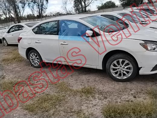 NISSAN SENTRA 2019, foto 4 de 19