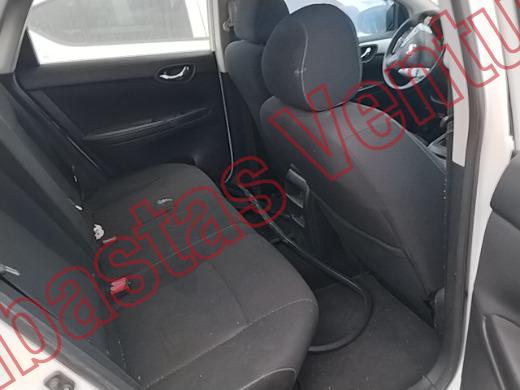 NISSAN SENTRA 2019, foto 13 de 19