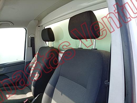 VOLKSWAGEN TRANSPORTER 2021, foto 16 de 19