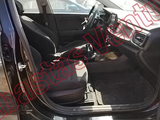 KIA RIO 2021, foto 12 de 19