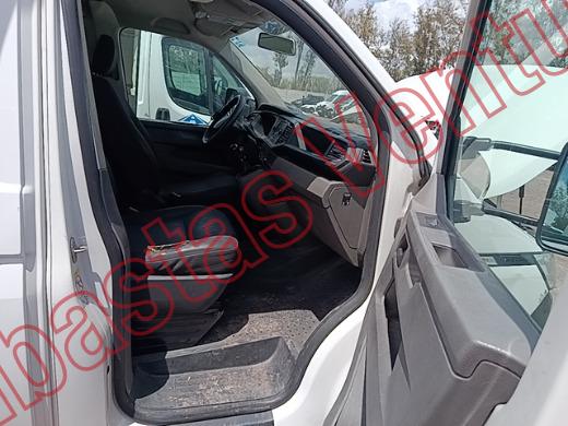 VOLKSWAGEN TRANSPORTER 2021, foto 12 de 19