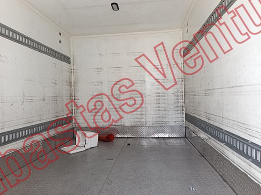 VOLKSWAGEN TRANSPORTER 2021, foto 15 de 19
