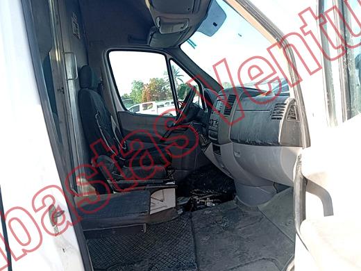 MERCEDES BENZ SPRINTER 2016, foto 13 de 19