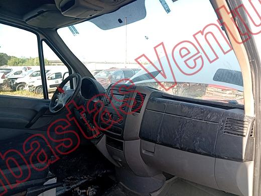 MERCEDES BENZ SPRINTER 2016, foto 14 de 19