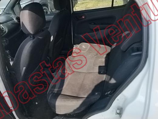 FIAT UNO 2019, foto 16 de 19