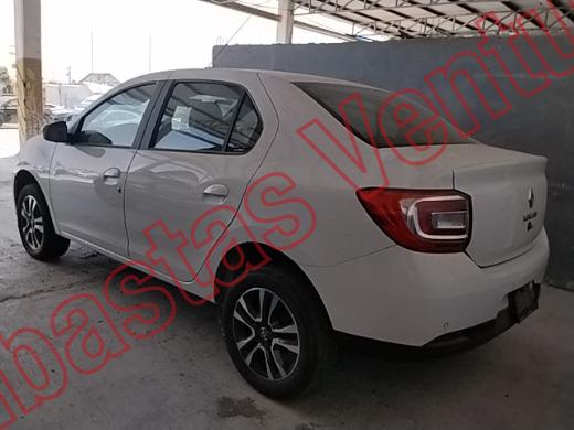 RENAULT LOGAN  2024, foto 8 de 19