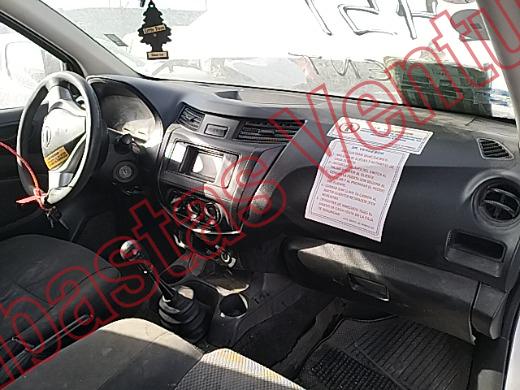 NISSAN NP 300 2018, foto 14 de 19