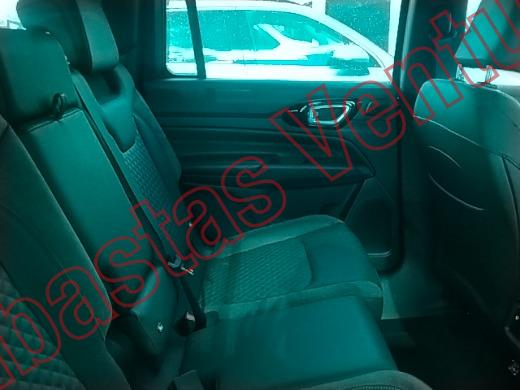 JEEP COMMANDER 2025, foto 13 de 19