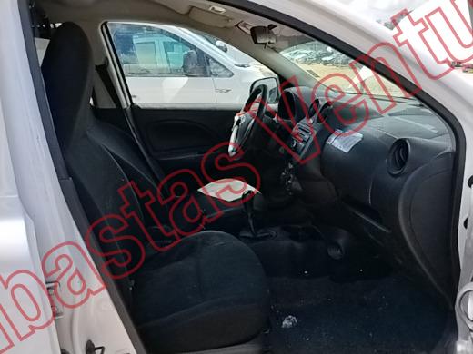 NISSAN MARCH 2018, foto 12 de 19