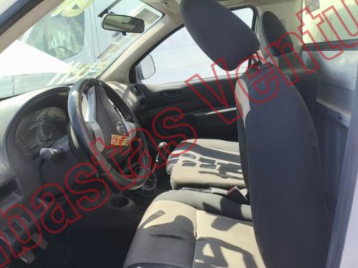 NISSAN NP 300 2018, foto 16 de 19