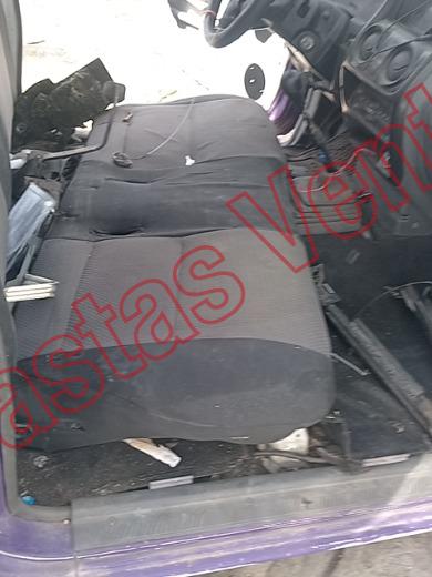 NISSAN NP 300 2012, foto 12 de 19