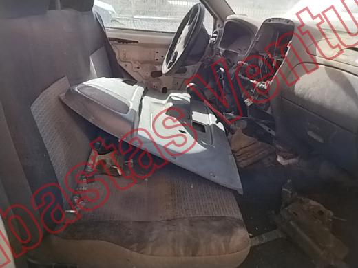 NISSAN NP 300 2013, foto 12 de 19