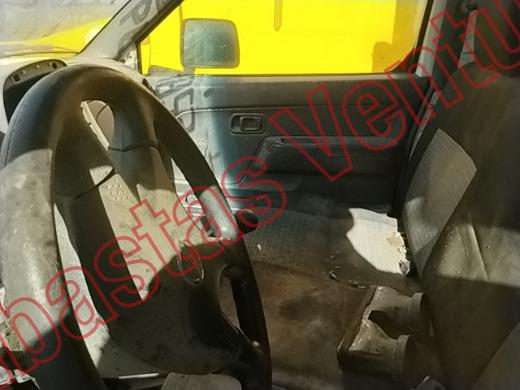 NISSAN NP 300 2013, foto 16 de 19