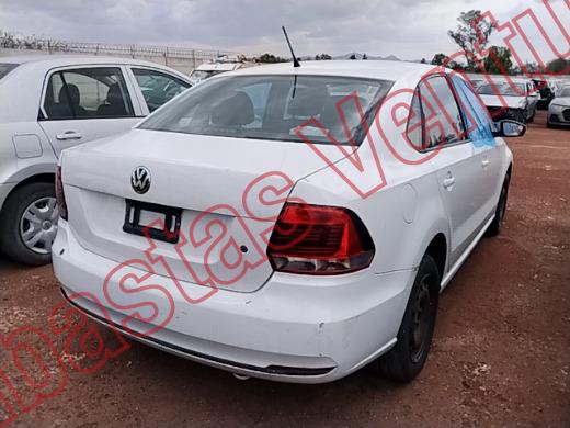 VOLKSWAGEN VENTO 2016, foto 5 de 19
