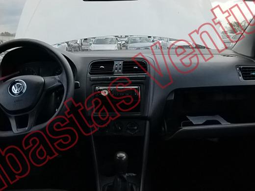 VOLKSWAGEN VENTO 2016, foto 14 de 19
