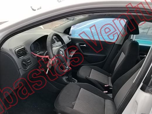 VOLKSWAGEN VENTO 2016, foto 17 de 19