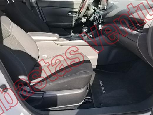 NISSAN SENTRA 2023, foto 12 de 19