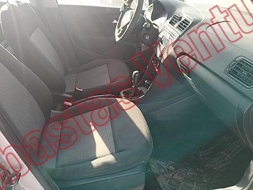 VOLKSWAGEN VENTO 2020, foto 12 de 19