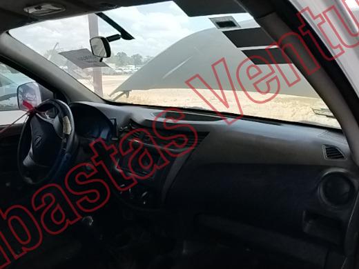 NISSAN NP 300 2017, foto 14 de 19
