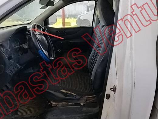 NISSAN NP 300 2017, foto 16 de 19