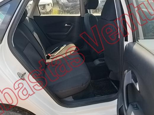 VOLKSWAGEN VENTO 2020, foto 13 de 19