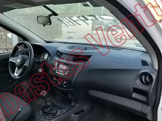 NISSAN NP 300 2021, foto 14 de 19
