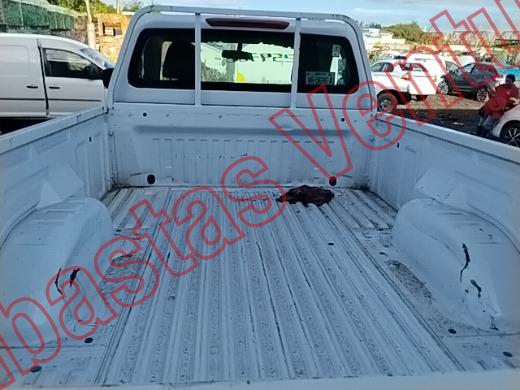 NISSAN NP 300 2021, foto 15 de 19