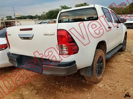 TOYOTA HILUX 2022, foto 5 de 19