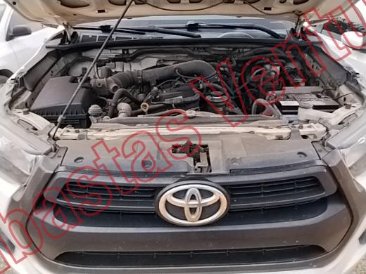 TOYOTA HILUX 2022, foto 10 de 19