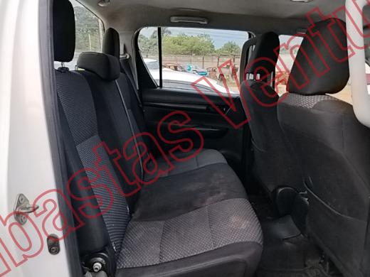 TOYOTA HILUX 2022, foto 13 de 19