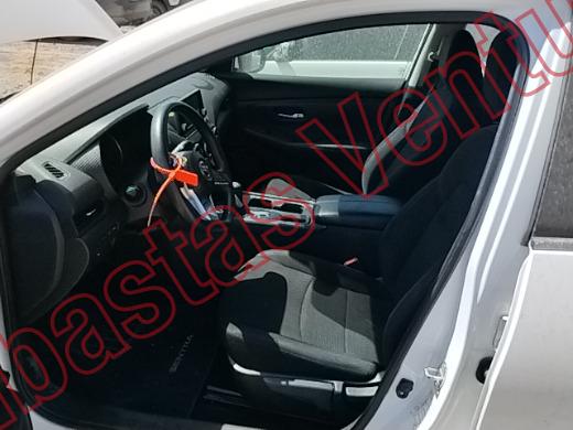 NISSAN SENTRA 2023, foto 17 de 19