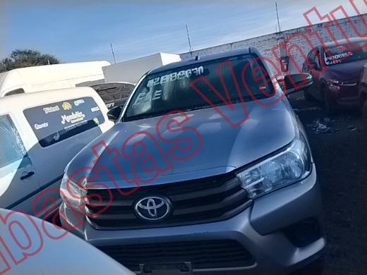 TOYOTA HILUX 2020, foto 2 de 19
