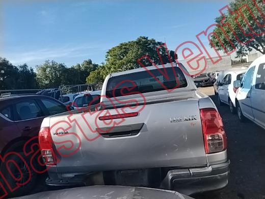 TOYOTA HILUX 2020, foto 6 de 19