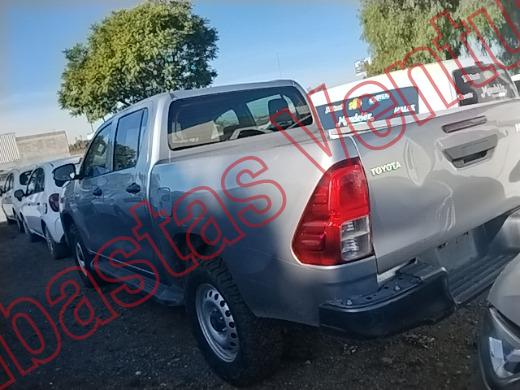TOYOTA HILUX 2020, foto 7 de 19