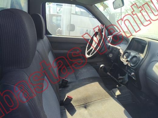 NISSAN NP 300 2013, foto 13 de 19
