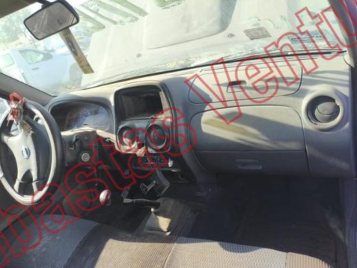 NISSAN NP 300 2013, foto 14 de 19