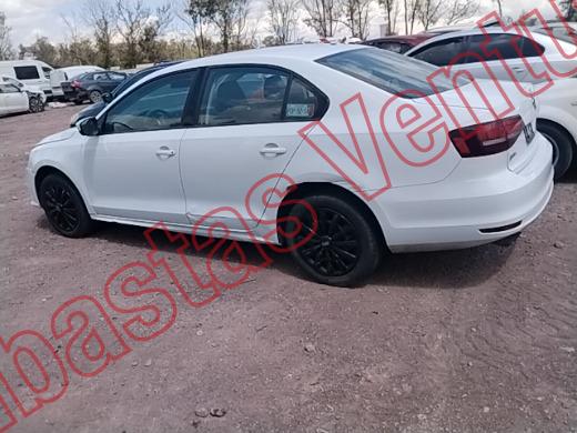 VOLKSWAGEN JETTA 2018, foto 8 de 19