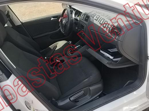 VOLKSWAGEN JETTA 2018, foto 12 de 19