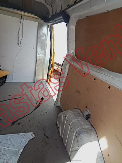 FORD TRANSIT 2021, foto 16 de 19
