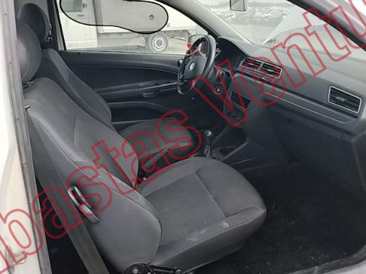 VOLKSWAGEN SAVEIRO 2023, foto 12 de 19