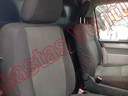 VOLKSWAGEN TRANSPORTER 2018, foto 13 de 19